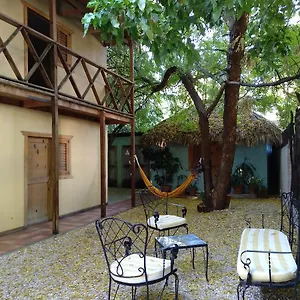 Loro Tuerto Hotel Barahona